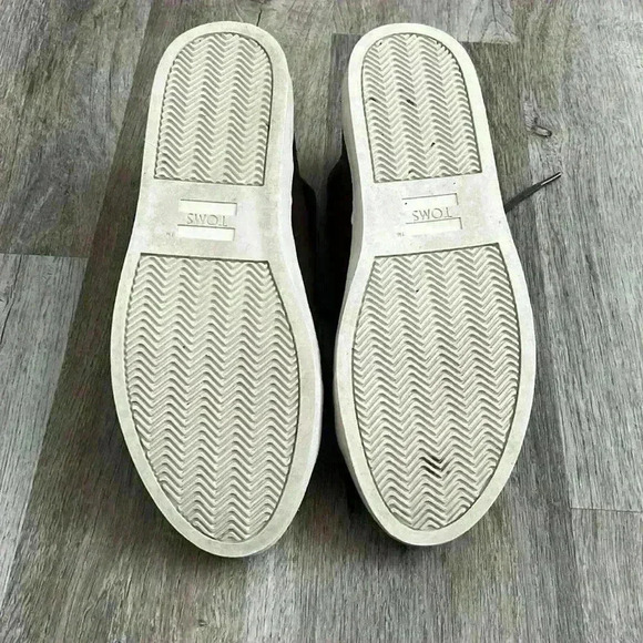 TOMS Lenox Mid Chocolate Brown Suede Sneakers - Picture 8 of 12